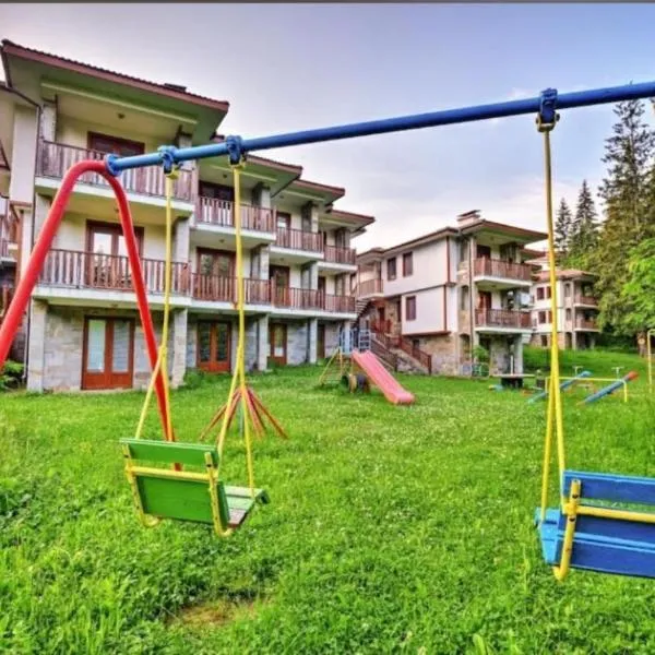 Aparthotel Raikov Ski Lodge, hotel i Pamporovo