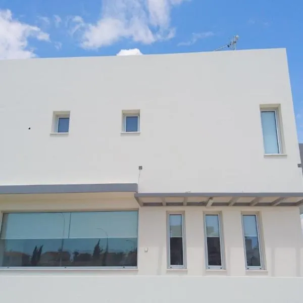 T&E Villa, ξενοδοχείο στη Λάρνακα