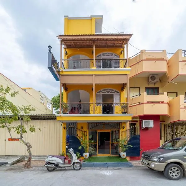 VARSHA PALACE, Near Rock Beach and Manakula Vinayagar Temple, White Town, Pondicherry, hotel in Puducherry