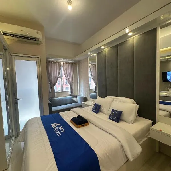 Apartement Transpark Juanda Bekasi By Ensroom, hotel di Padurenan