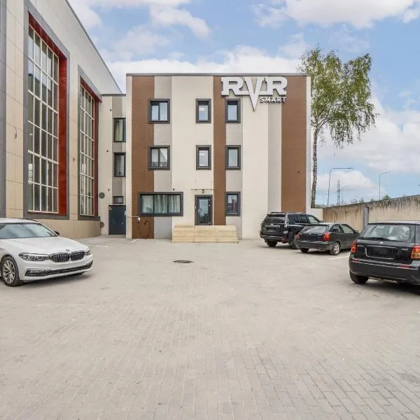 RVR Smart Apartments Riga with Free Parking and Self Check-in, hotel in Riga
