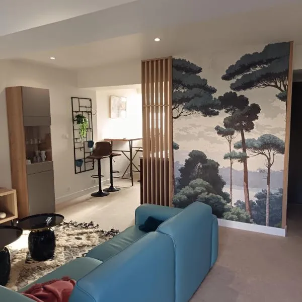 Red carpet - Townhouse, 2 bedrooms, 2 bathrooms, hotel di Saint-Marcel