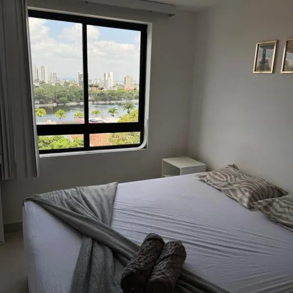 FLAT ALTO PADRÃO NO CENTRo, ξενοδοχείο σε Καμπίνα Γκράντε