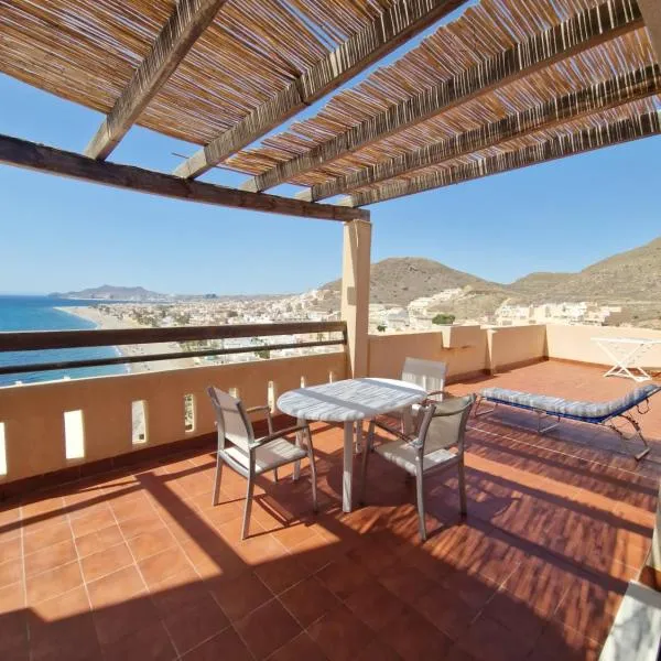 Bonito ático con vistas al mar, hotel a Carboneras