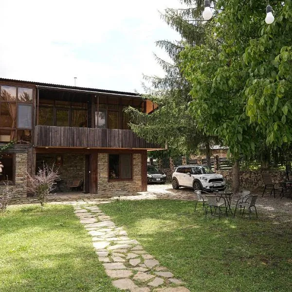 EcoLife Lodge Hotel & Restaurant, hotel in Stepʼanavan