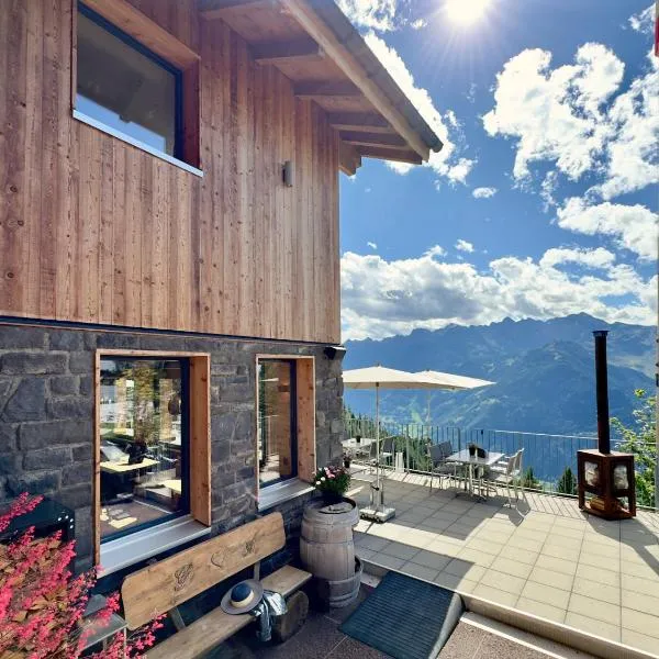 Berggasthaus Eggberge - Boutique Mountain Hotel - Access via Cablecar, hotel in Altdorf