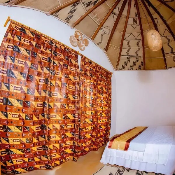 Muhazi Flowers Beach & Resorts: Rwamagana şehrinde bir otel