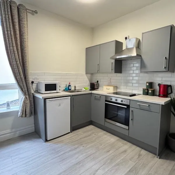 Unit 1 Island View Apartments - Town Centre Walk To Everything, hotel in Cobh