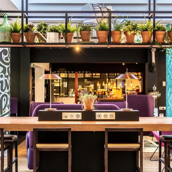Novotel Lyon Bron Meeting & Events, hotel in Bron