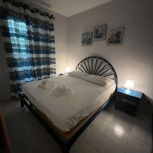 VillettaletreGi SELF-CHECK-IN, hotel in Campofelice di Roccella
