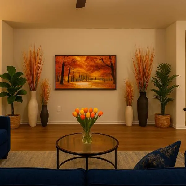 Homify360 - The Escape One Level Home Long Stay, hotel in Krugerville