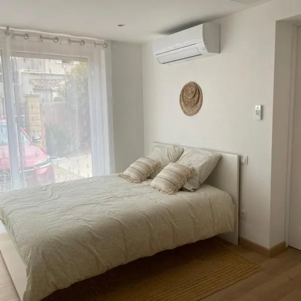 Chambre pour 2 personnes, hotel in Rognac