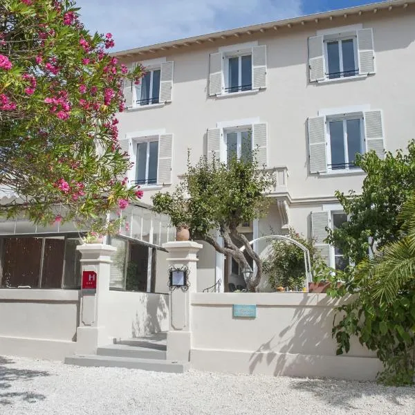 Hotel La Bienvenue, hotel in Rayol-Canadel-sur-Mer