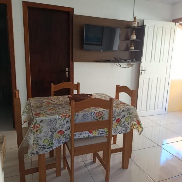 Casa de 2 quartos no Centro de Bombinhas - Foto 4