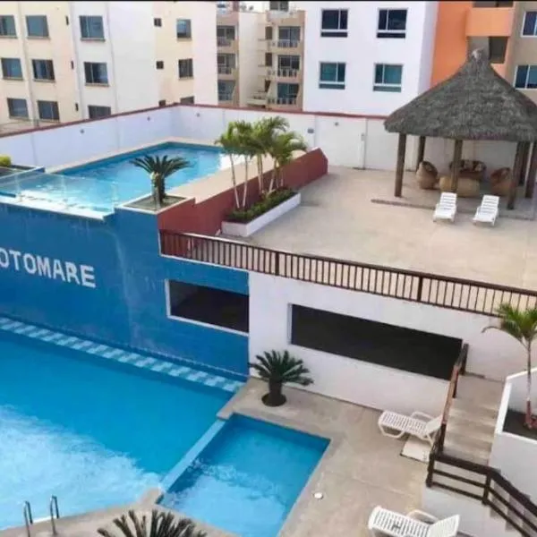 Moderno Apartamento completo 3piscinas 2jacuzzi y Playa cerca, hotel en Tonsupa