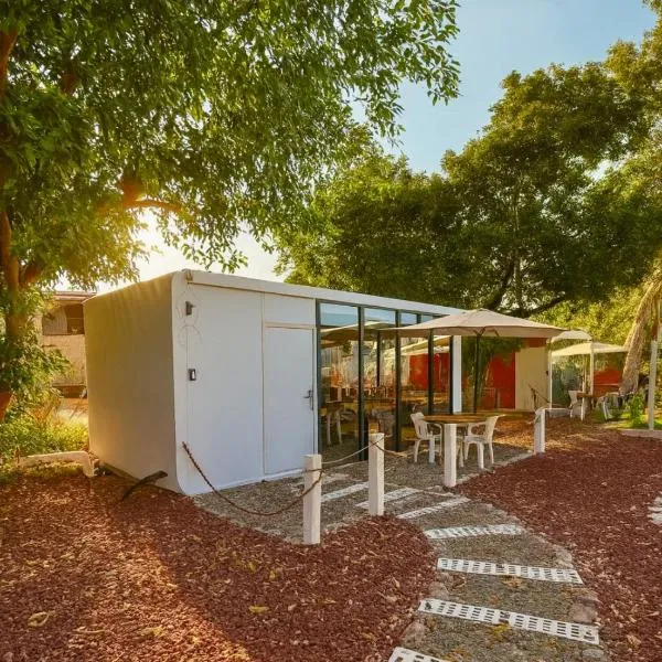 Apple House cerca de la playa, hotel v destinaci Barra de Navidad