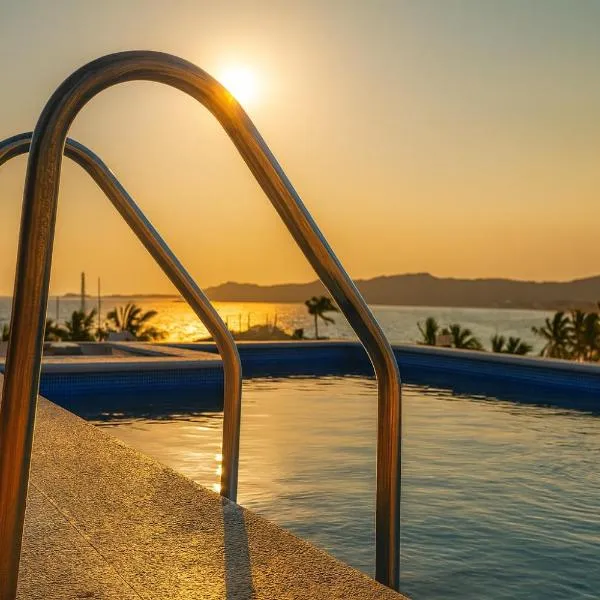 Apartment 3 Maleconcito del Sol Barra de Navidad, hotel in Barra de Navidad