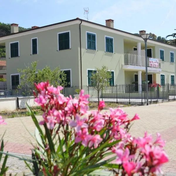 Villaggio La Piana, hotel v destinaci Cervo