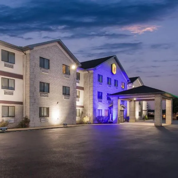 Super 8 by Wyndham Uniontown PA, hotel en Uniontown