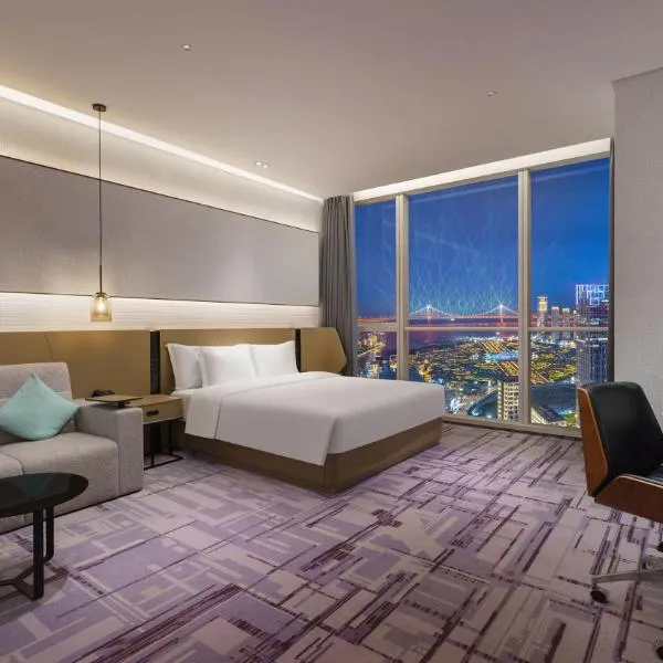 Crowne Plaza Dalian Xinghai by IHG, hotell i Dalian