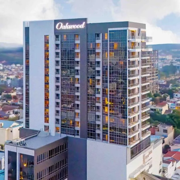 Oakwood Hotel & Apartments Grand Batam, hotel in Nagoya