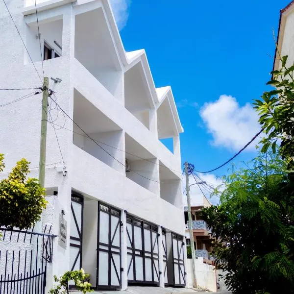 Grand Baie Family Residence, hotel in Grand Baie