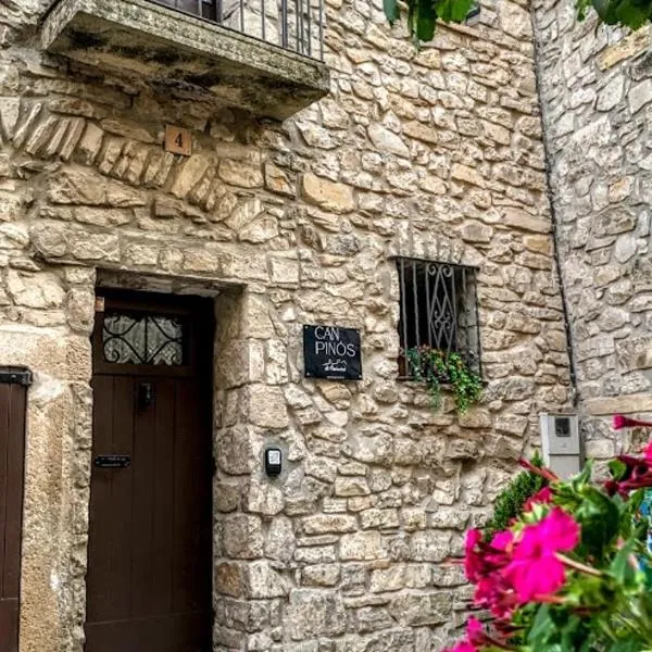 CAN PINÓS de GUIMERÀ, hotel in Guimerá