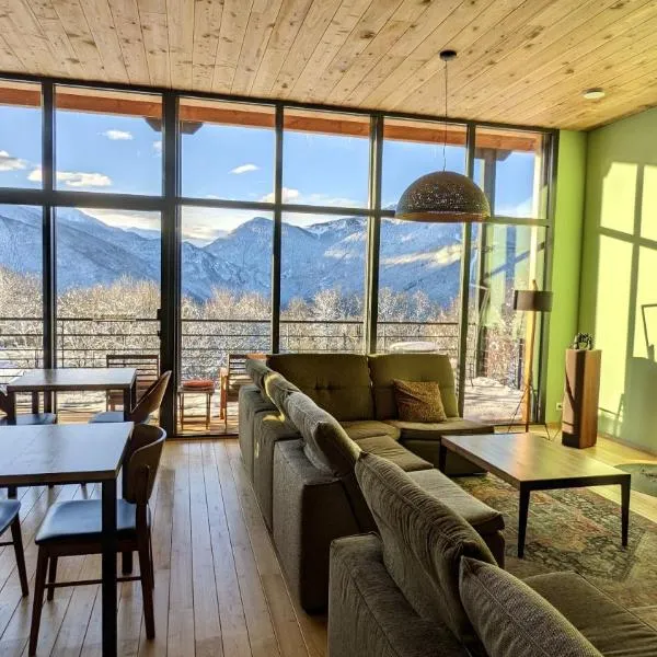 Balcons de Sorgeat - Chambres d'hôtes - Ecolodge en montagne, hotel in Sorgeat