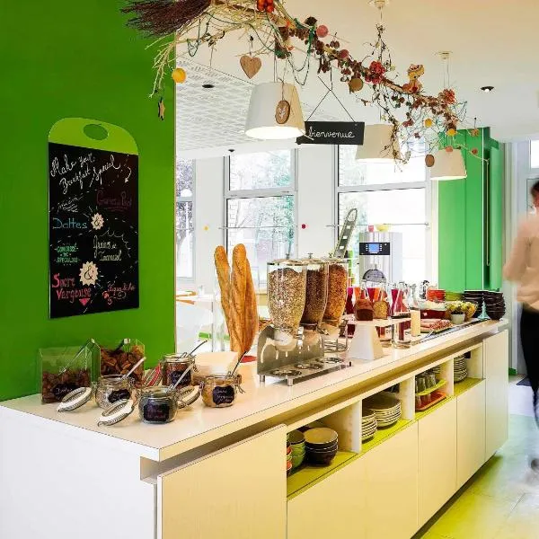 ibis Styles Lille Centre Gare Beffroi, hotel in Lille