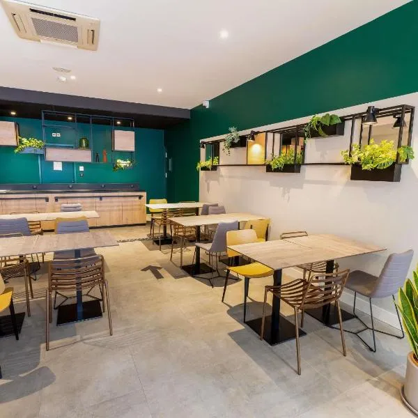 Ibis Pau Centre, hotel v destinaci Pau