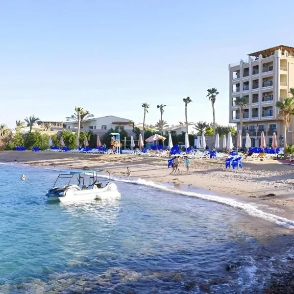 Queen T Juliana Beach Resort, ξενοδοχείο στη Χουργκάντα