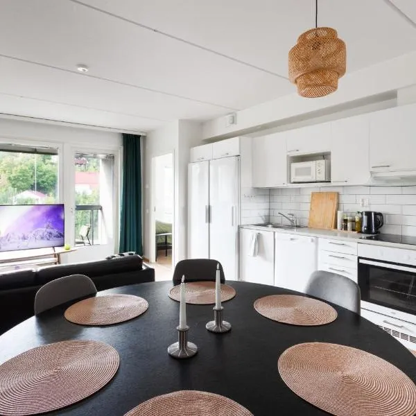 Cosy family apartment with parking, sauna and balcony、ユヴァスキュラのホテル
