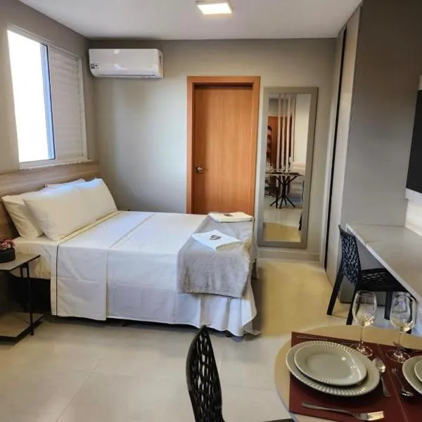 Apto Lindo, Confortável e Aconchegante l Auto check-in e Wi-Fi rápido próx Savassi, hotel in Belo Horizonte