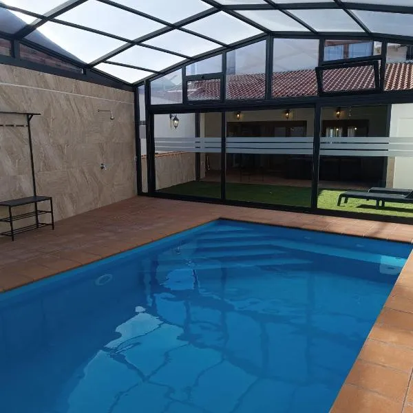 La Tinaja casa rural, hotel in Hernansancho