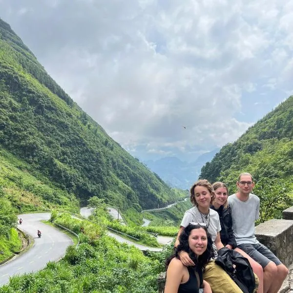 Hanoi Wanderlust Hostel & Travel, khách sạn ở Hà Nội