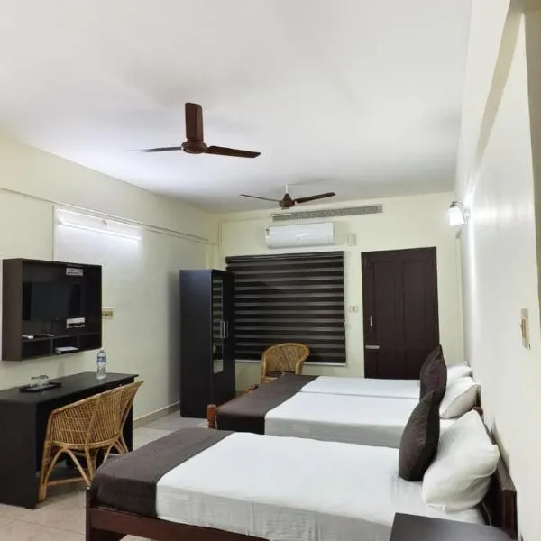 UPPERCREST RESIDENCY PALA, hotel in Pala