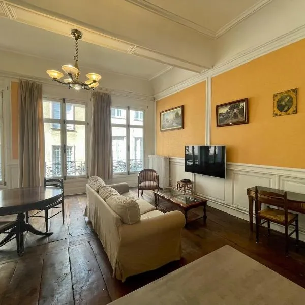 Lemov'Inn, central historic apartment, hotel di Limoges