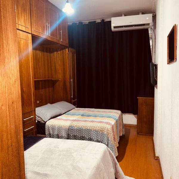 EXCELENTE AP QUARTO E SALA aceito 5 PESSOAS POSTO 6 COPA AO LADO DA DELEGACIA 13 DP - Foto 2