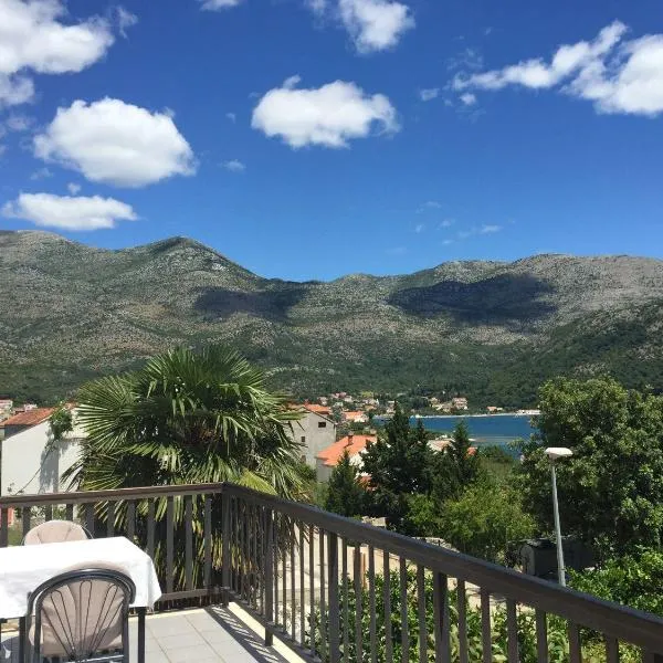 Guest House Pavkovic, hotel v Slano