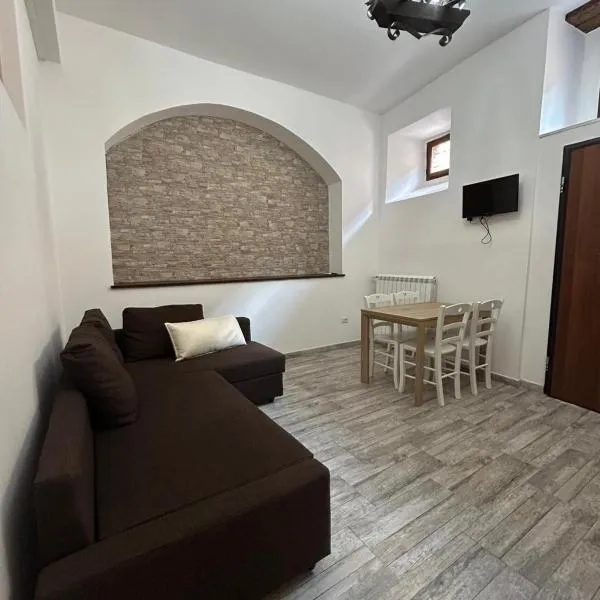 GUBBIO LIVING - By Angeloni, hotel in Gubbio