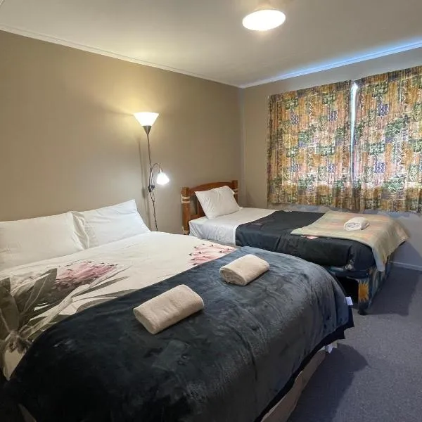 Two bedroom home in the heart of Te Anau, hotel in Te Anau