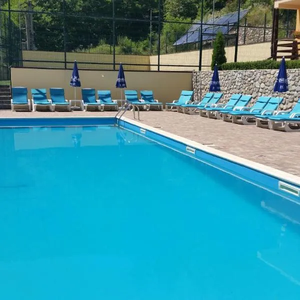 Pension Curmatura Stezii, hotel in Răşinari