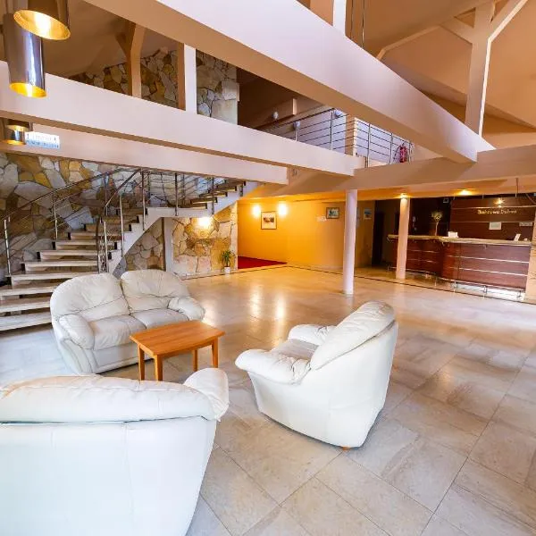 Bobrowy Resort, hotel in Bobrowa