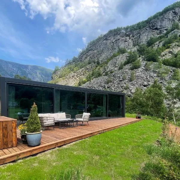 Flåm Retreat, hotel in Aurland