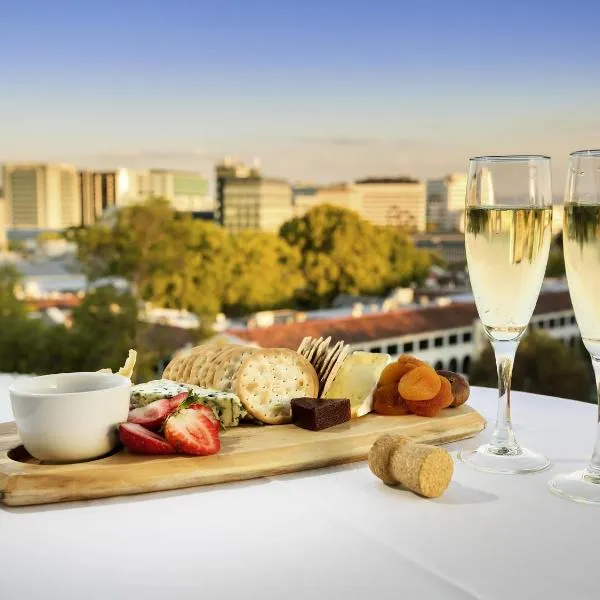Novotel Canberra, khách sạn ở Canberra