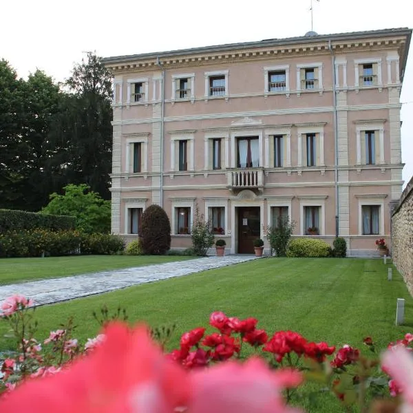 Hotel Villa Maternini, khách sạn ở Vazzola