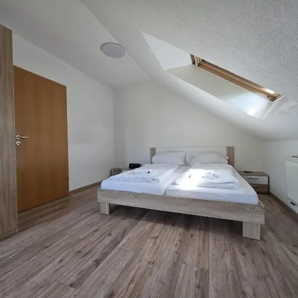 FeWo BlackForest, hotel v destinaci Neuenburg am Rhein