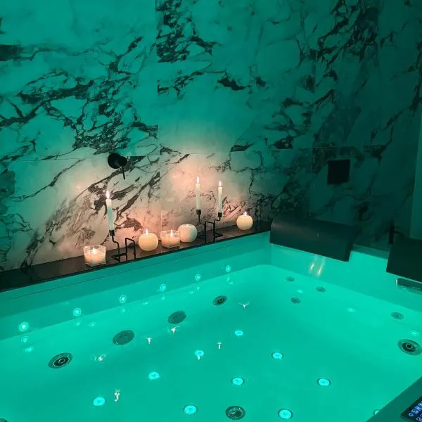 Sparkling Suite - BEDBLUESKY, hotel sa Dolceacqua