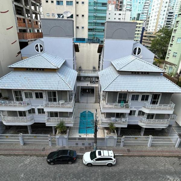 Clube do Mar-Rua 224 Itapema Meia Praia Apt 104 B