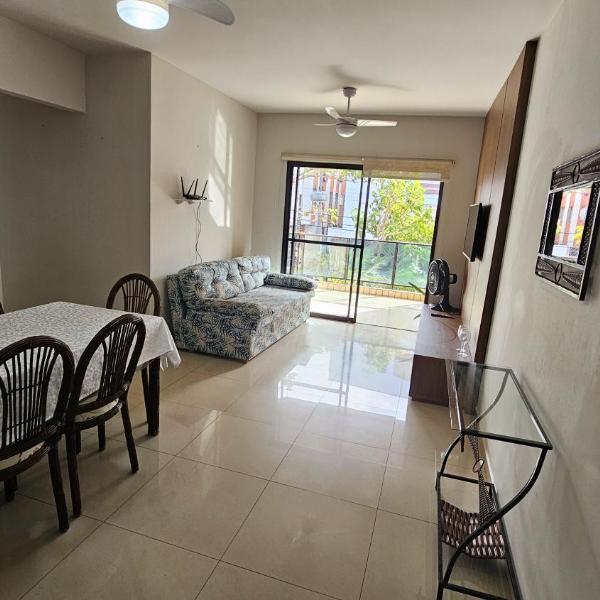 Lindo apartamento reformado a duas quadras da praia da Enseada - Foto 4